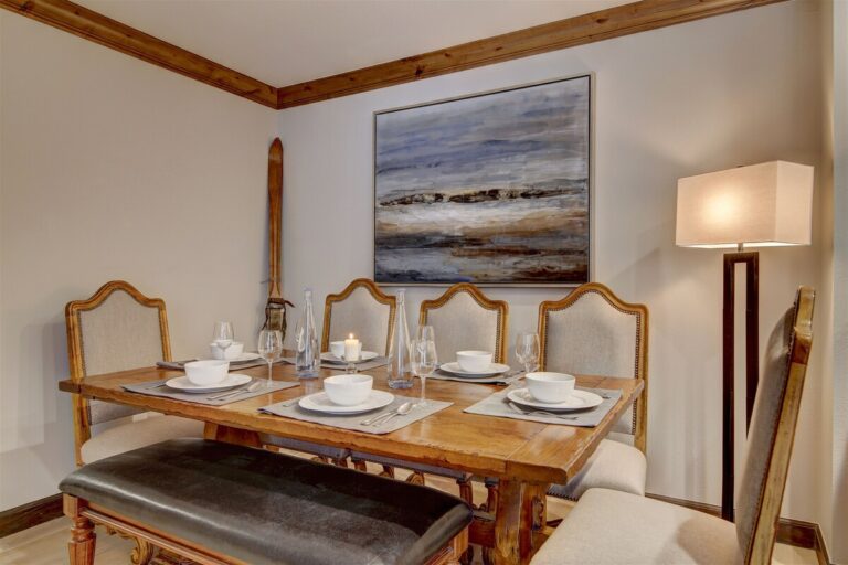 Dinning Table seats 6 Kitchen Bar seats 3