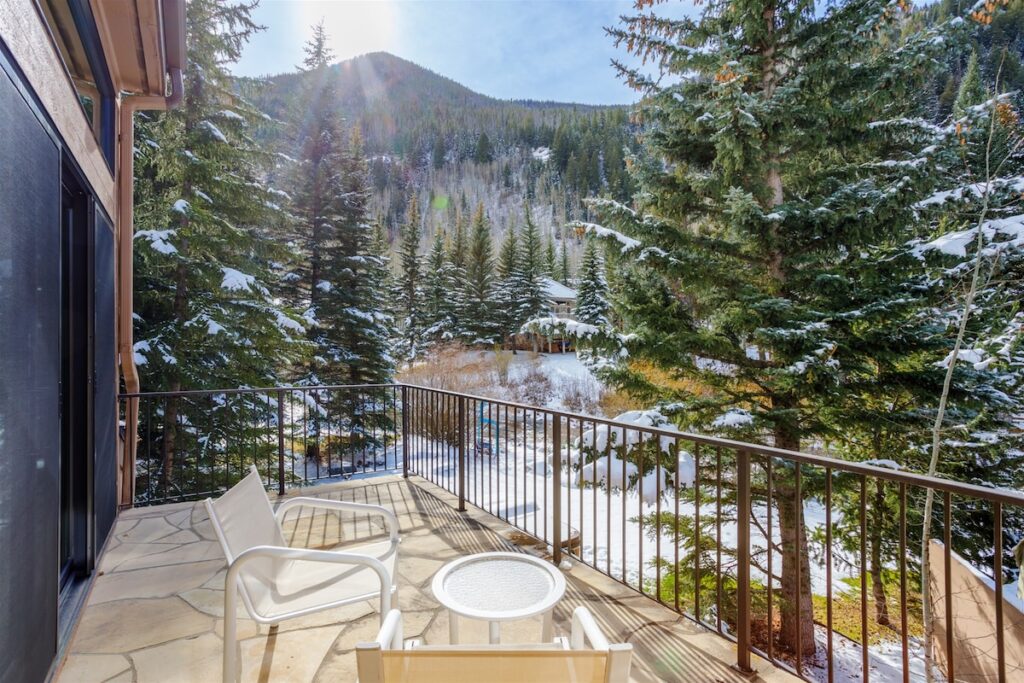Mountain View, Balcony connecting Den & Master Bedroom