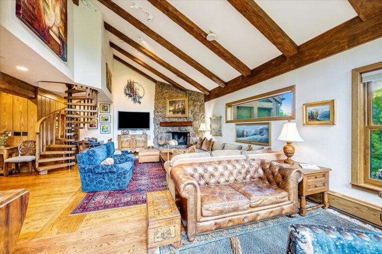 Ski-In Ski-Out Mountain Chalet w Panoramic Views — Visit Vail vacation rental in Vail, Colorado